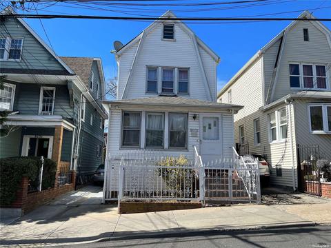 86-32 144th St, Briarwood, NY 11435