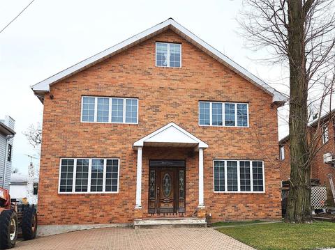 252-24 Leith Rd, Little Neck, NY 11362