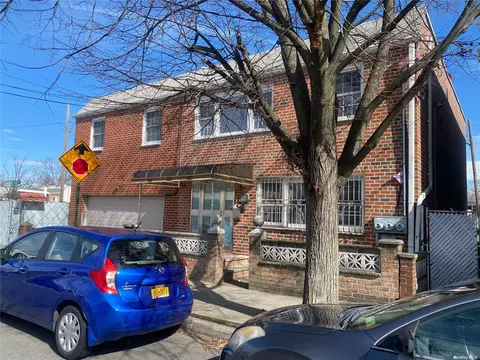 89-57 Gold Rd, Ozone Park, NY 11417