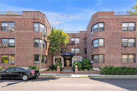 140 S Middle Neck Rd #1F, Great Neck, NY 11021