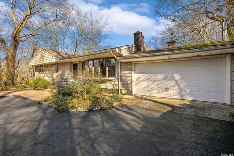 54 Alpine Way, South Huntington, NY 11746