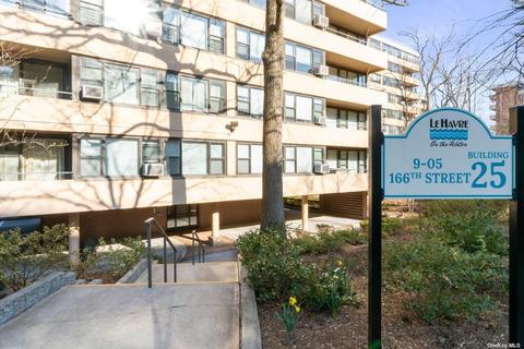 9-05 166 St #4, Beechhurst, NY 11357