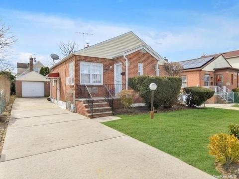227-10 113th Dr, Queens Village, NY 11429