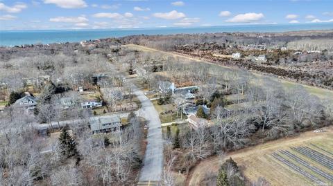 1820 The Long Way, East Marion, NY 11939