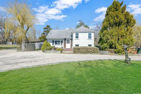 845 County Road 39, Southampton, NY 11968