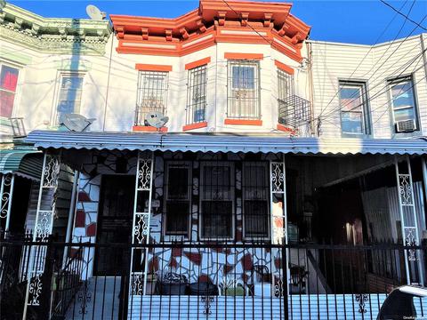 33-29 104th St, Corona, NY 11368