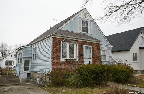 163-63 20 Ave, Whitestone, NY 11357