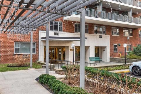 52-40 39th Dr #12S, Woodside, NY 11377