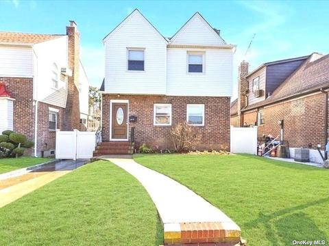 27-15 172 St, Flushing, NY 11358