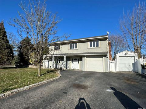 125 Vermont Ave, West Babylon, NY 11704