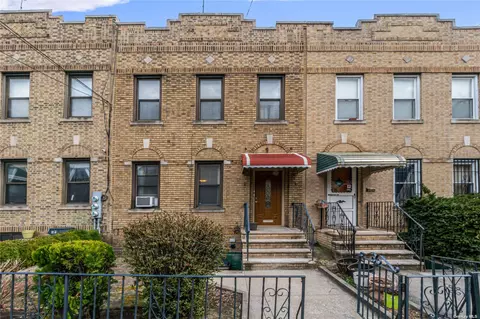 31-59 47th St, Astoria, NY 11103