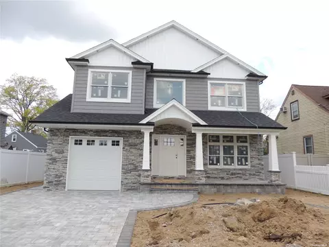 3501 Lufberry Ave, Wantagh, NY 11793