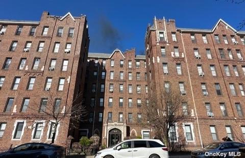 36-20 168th St #6C, Flushing, NY 11358