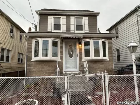 122-28 Milburn St, Jamaica, NY 11413