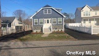 11 Grant Ave, Brentwood, NY 11717