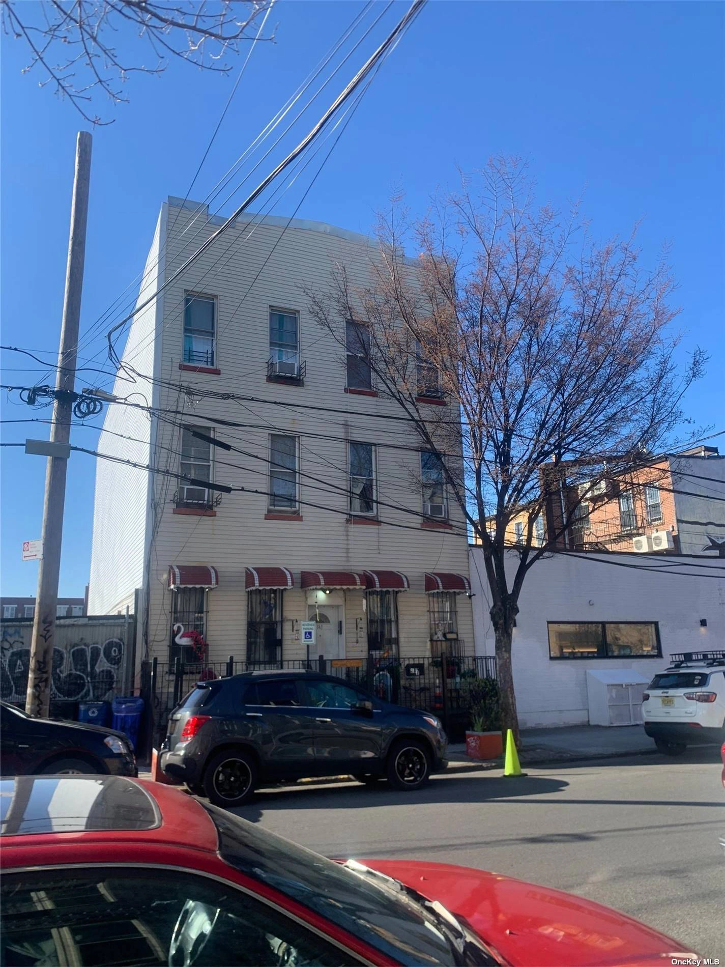 147 Jefferson St Unit 6  