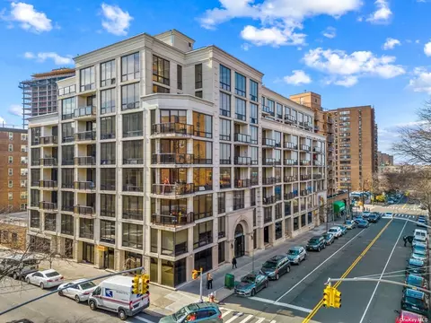 63-36 99th St #2G, Rego Park, NY 11374