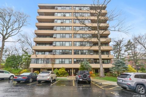 166-25 12th Ave #3A, Beechhurst, NY 11357