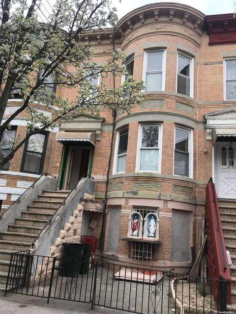 60-91 70 Ave, Ridgewood, NY 11385