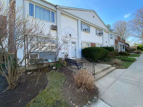 14-33 212 St #258, Bayside, NY 11360