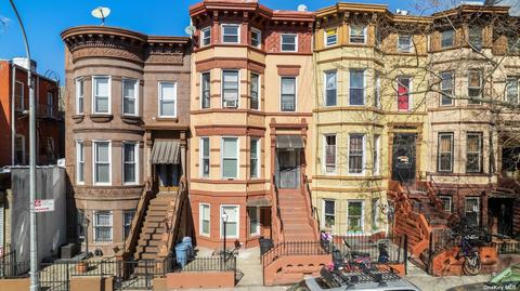 415 55th St, Brooklyn, NY 11220