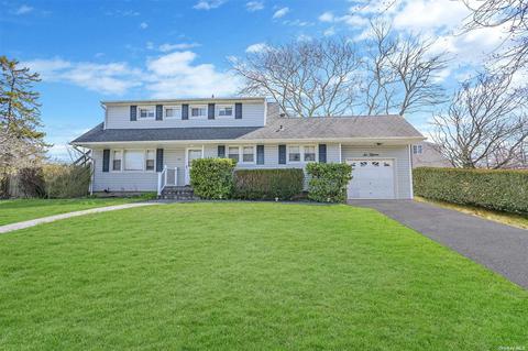 615 Everdell Ave, West Islip, NY 11795