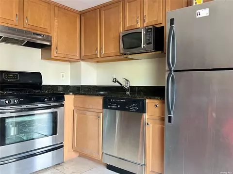 14-43 28th Ave #3B, Astoria, NY 11102