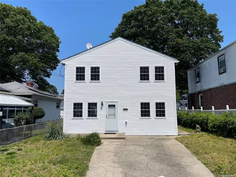 231-05 Edgewood Ave, Springfield Gardens, NY 11413