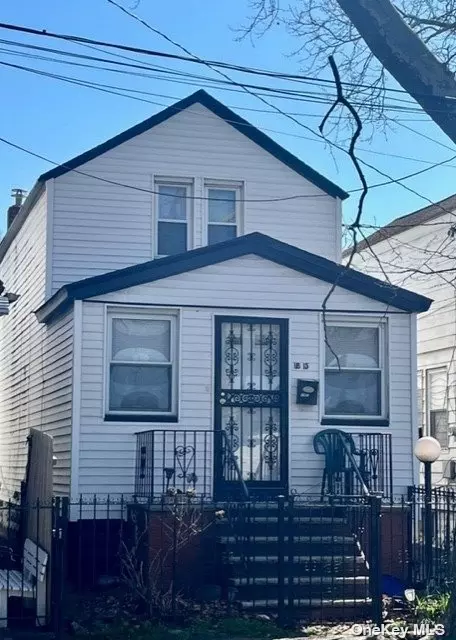 118-15 Van Wyck Expy, Jamaica, NY 11436