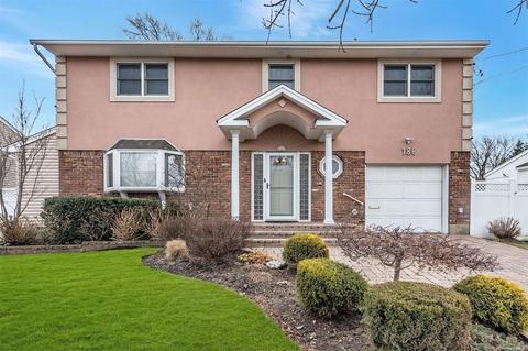 186 Wrights Ln, Oceanside, NY 11572