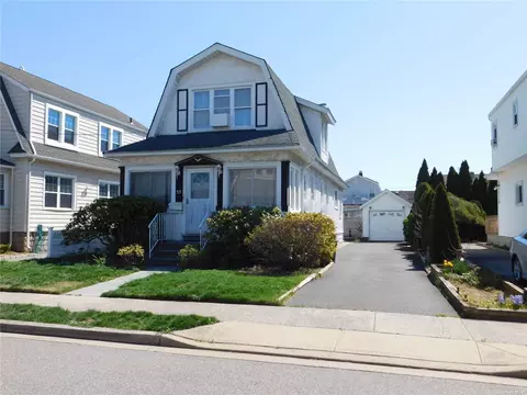 23 High St, Valley Stream, NY 11581