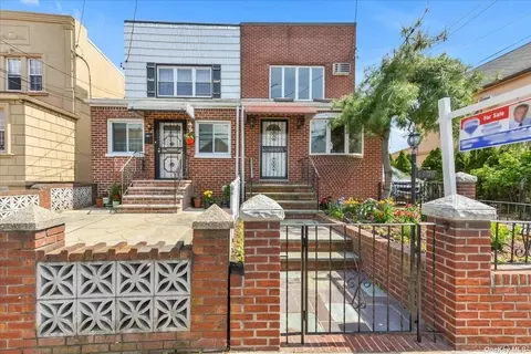 69-30 Caldwell Ave, Middle Village, NY 11379