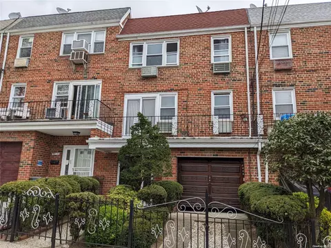 40-19 155th St, Flushing, NY 11354