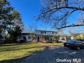 14 New St, Great River, NY 11739