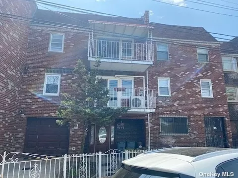94-72 Alstyne Ave, Elmhurst, NY 11373