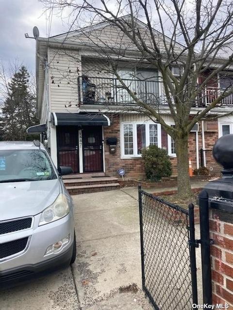 13-37 Gipson St, Far Rockaway, NY 11691
