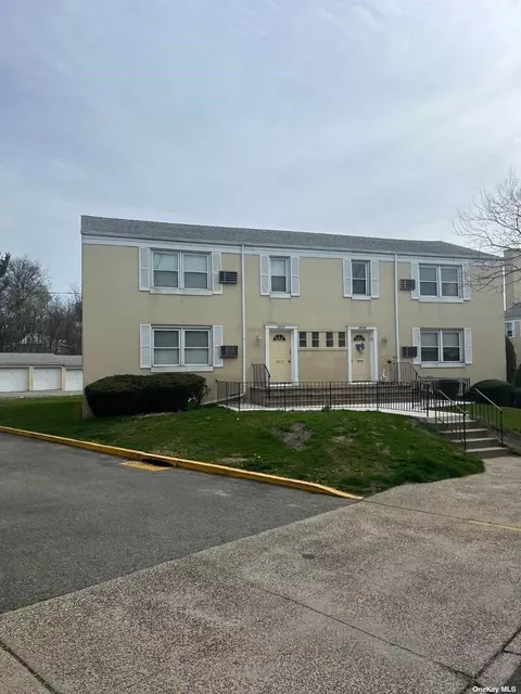 251-29 71 Ave #112, Bellerose, NY 11426