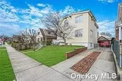 33-09 149 St, Flushing, NY 11354