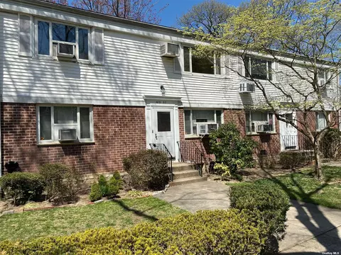 209-37 18 Ave #226, Bayside, NY 11360
