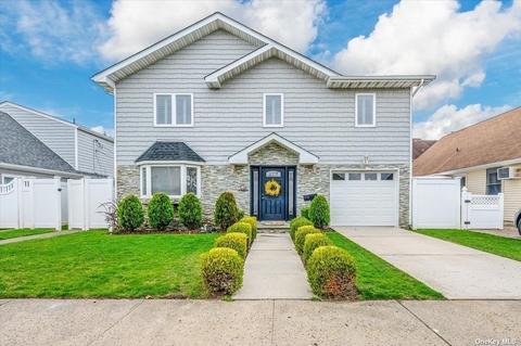 516 W Penn St, Long Beach, NY 11561