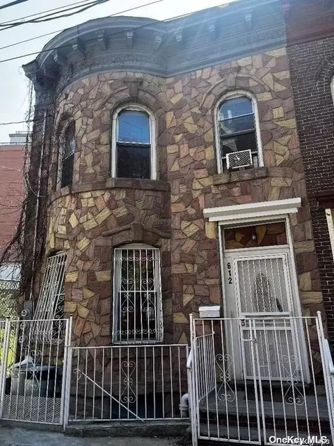612 Jerome St, Brooklyn, NY 11207