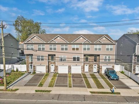 156 S Franklin St, Hempstead, NY 11550