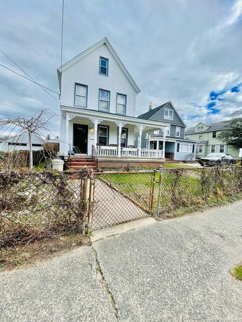 238 Prospect Ave, Cedarhurst, NY 11516
