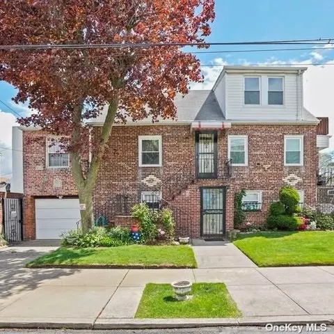 95-01 165th Ave, Howard Beach, NY 11414