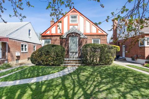 67-23 183rd St, Fresh Meadows, NY 11365