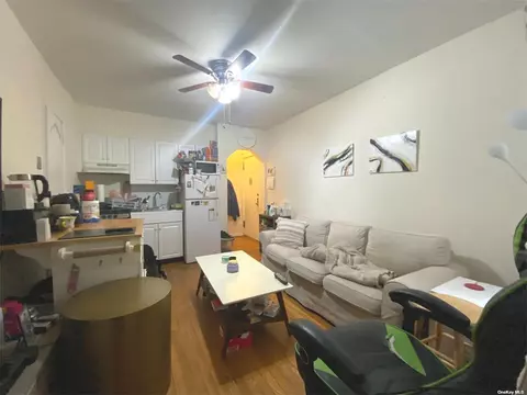 83-64 Talbot St #2F, Kew Gardens, NY 11415