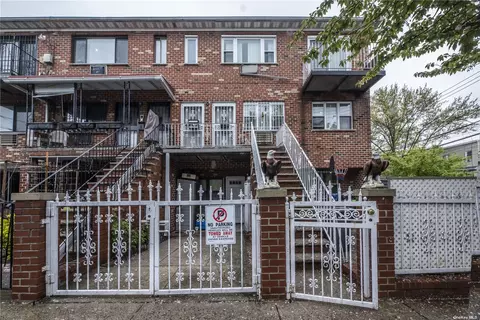 24-57 81st St, East Elmhurst, NY 11370