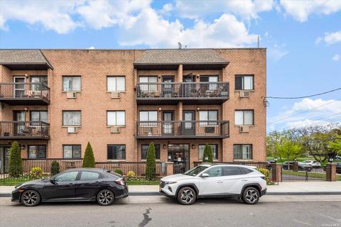 150-45 Centreville St #2D, Ozone Park, NY 11417