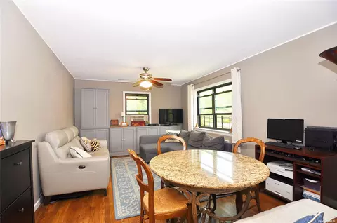 219-51 75 Ave #UPPER, Bayside, NY 11364