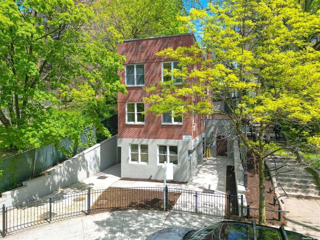 46-05 56th Rd Maspeth New York 11378